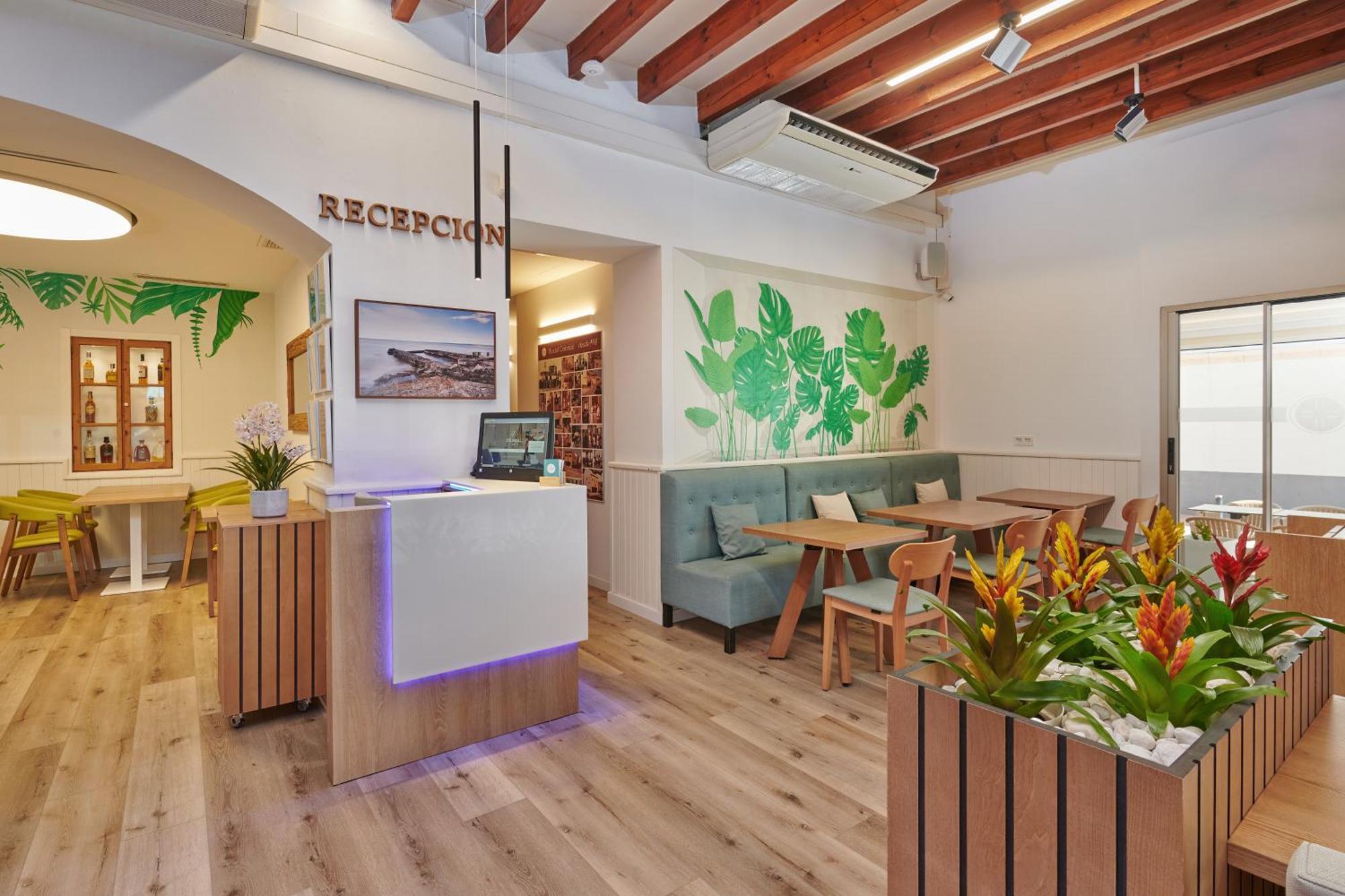 Hotel Colonial Colonia de Sant Jordi Екстериор снимка